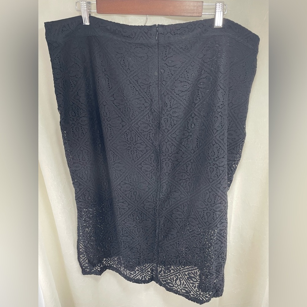 Just Fab Lace Skirt - Picture 2 of 5